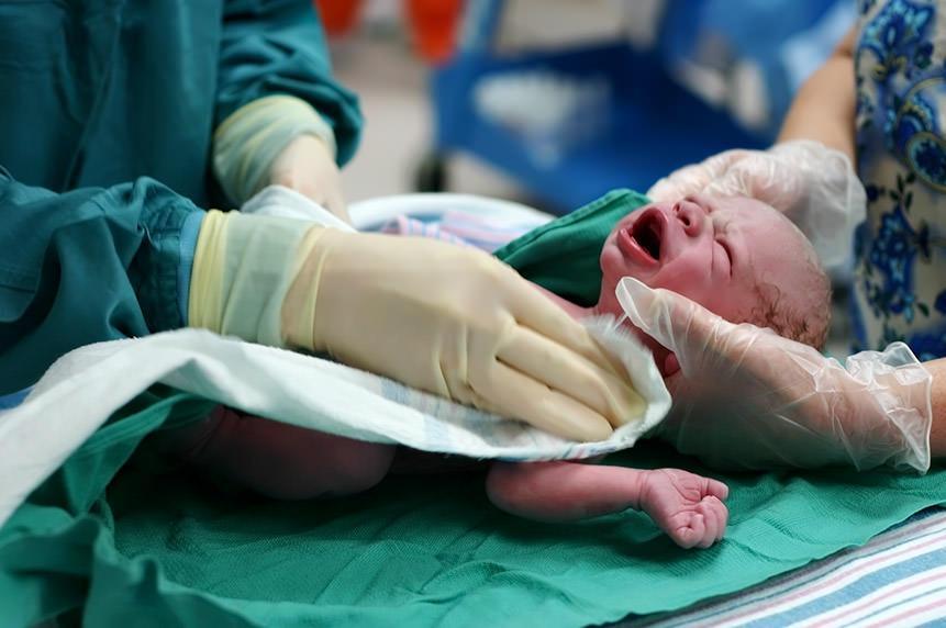Traumatisme de naissance et désalignement de l’Atlas